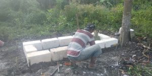 Makam,Pelindung,Pendiri,Mas,Ali,Asghar,Asghor,Ndresmo. Sayyid,Imam,Asyari,Asy'ari,Singonoto,Dipugar,Pemugaran,Sayyid,Basyaiban,Singkil,Sidomulyo,Buduran,Sidoarjo,PRNU,Farid,Ahmad,Zakariya,Ahmad Farid Zakariya,Ketua,Bumi,Hangus,Siksa,Syahid,Pesantren,Pengasuh,Masjid,Darussalam,Mujahid,perlawanan,Belanda,Akbar,Ali Akbar,Iskandar,Sayyid Iskandar,Mas Iskandar,Mas Sayyid,Santri,Bayi,Lucu,Mbah Hannan,Cak Din Walang,Bom,Tank,Mas Hidayatullah,Majapahit,Media Center,Dukuhtengah,Pendiri Ndresmo,Tabarruk,Tabarrukan