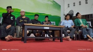 Kejuaraan,Pencak,Silat,Buduran,Buduran Cup,Buduran Cup I,Pertama,Berakhir,Al Khoziny,Meraih,Juara,Umum,Ibadah,Salat,Maghrib,Pendekar,Srikandi,Pagar,Nusa,Memperabutkan,Gelar,Penutupan,Pengurus,Wilayah,Cabang,PSNU,Forkopimka,Koramil,0816/03,Kapolsek,Hery Setyo Susanto,Kapolsek Buduran,Ketua MWCNU,Machrus,Dinas Pendidikan dan Kebudayaan,Kabupaten Sidoarjo,Sidoarjo,Dinas Pendidikan dan Kebudayaan Kabupaten Sidoarjo,Kepala Dinas Pendidikan dan Kebudayaan Kabupaten Sidoarjo,KHR. Abdul Jalil Mujib,Pengasuh Al Khoziny,Ahmad Aminin,Aminin Pagar Nusa,Kang Tamam Ismail,Tamam Ismail,Tamam Pagar Nusa,Ketua PCNU Sidoarjo,Zainal Abidin,Kediri,Kontingen,Aparatur Pertandingan,Bela Diri,Bela Negara,Bela Agama,Wawasan,Kebangsaan,Keaswajaan,Pagar NU dan Bangsa,Bangsa,Senyap,Kepala Bidang Mutu Pendidikan Dinas Pendidikan dan Kebudayaan Kabupaten Sidoarjo,Kepala,Bidang Mutu Pendidikan,Dr. Netti Lestiningsih,M.Pd.,Dr. Netti,Lestiningsih,Dr. Tirto Adi,Ketangguhan Otot,Ketangguhan Otak,Ketangguhan,Fasilitas,SMP Negeri,Silaturahmi,Ditutup,KHR.,Khozin,Muhammad,Muhammad Adji Satrio M.,Kontingen Harmoni,Jesica Putri dari Kontingen Pesilat Muda Taman,Pesilat Muda Taman,Jesica Putri,Jessica Putri,Sambiroto,Kontingen Sambiroto